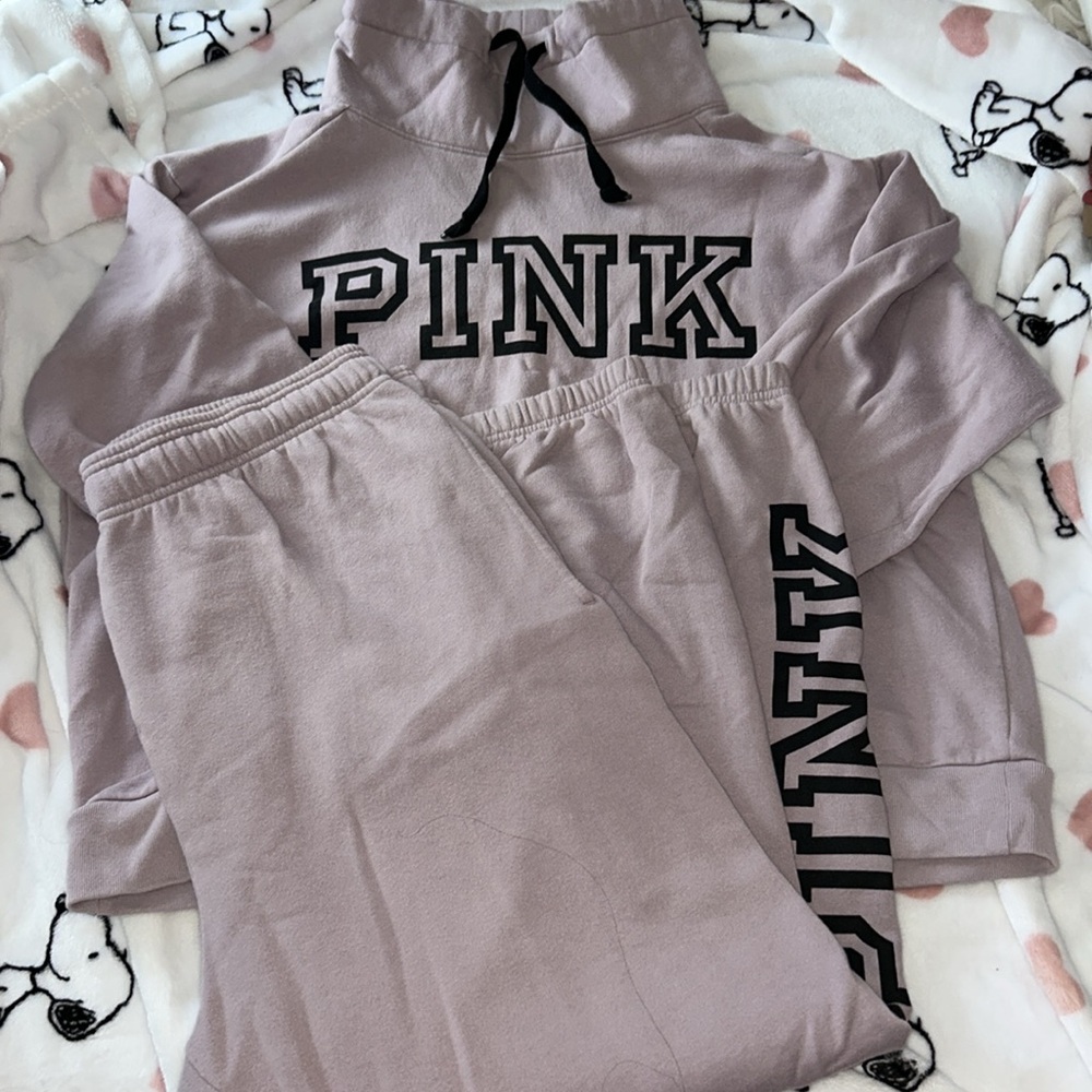 PINK Sweatset